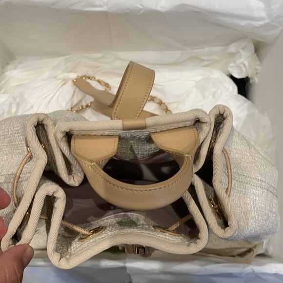 Chanel 31 Rue Cambon Paris Large Deauville Backpack in Ivory Gold - Picture 10 of 14